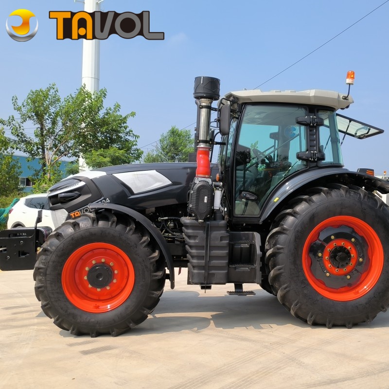 جرار زراعي كبير بعجلات 4wd 260hp 