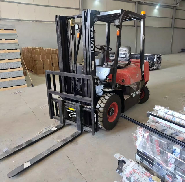 2ton 2,5ton com mastro de 2 est&aacute;gios/3 est&aacute;gios empilhadeira diesel 