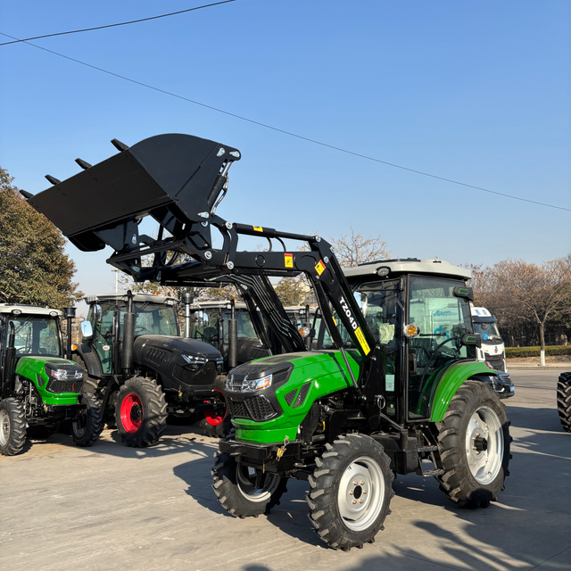 Селскостопански трактор с 4 колела Tavol 70hp Трактор с челен товарач 