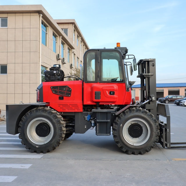 Tavol Forklift Narxi 5Ton Off-road Dizel Forklift