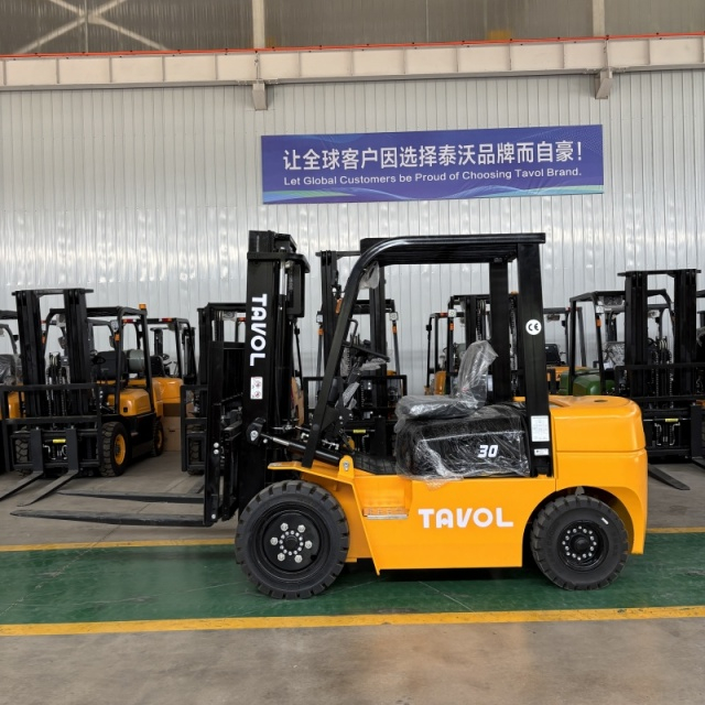 Tavol Hot Sale Yellow Color 3T Diesel Forklift Side Shift менен