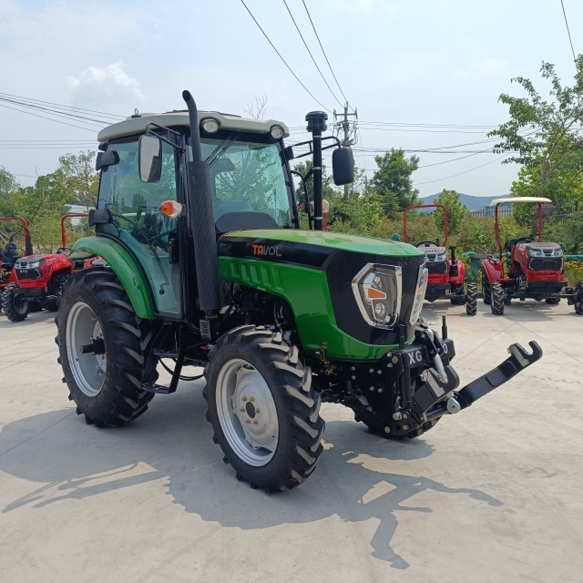 Tractor agricol cu ​​roți Tavol de 90 CP cu suspensie față &icirc;n trei puncte